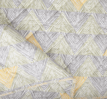 Load image into Gallery viewer, King Quilt – Yellow Gaza - Sintillastore