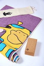 Load image into Gallery viewer, Kids Giraffe Yoga Mat