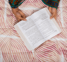 Load image into Gallery viewer, King Quilt – Making Waves - Sintillastore