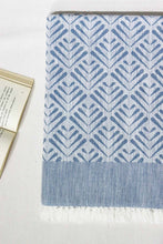 Load image into Gallery viewer, Blankets - Strata style