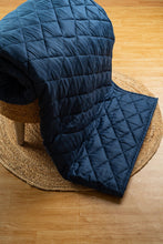 Load image into Gallery viewer, King Quilt – Satin - Sintillastore