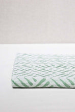 Load image into Gallery viewer, Blankets - Strata style