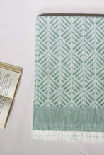 Load image into Gallery viewer, Blankets - Strata style