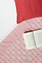 Load image into Gallery viewer, Blankets - Strata style