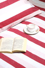 Load image into Gallery viewer, Bed spread - Stripes savvy