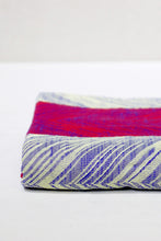 Load image into Gallery viewer, Blankets - Squiggle