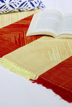 Load image into Gallery viewer, Blankets - Squiggle