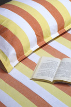 Load image into Gallery viewer, Bed spread - Stripes savvy
